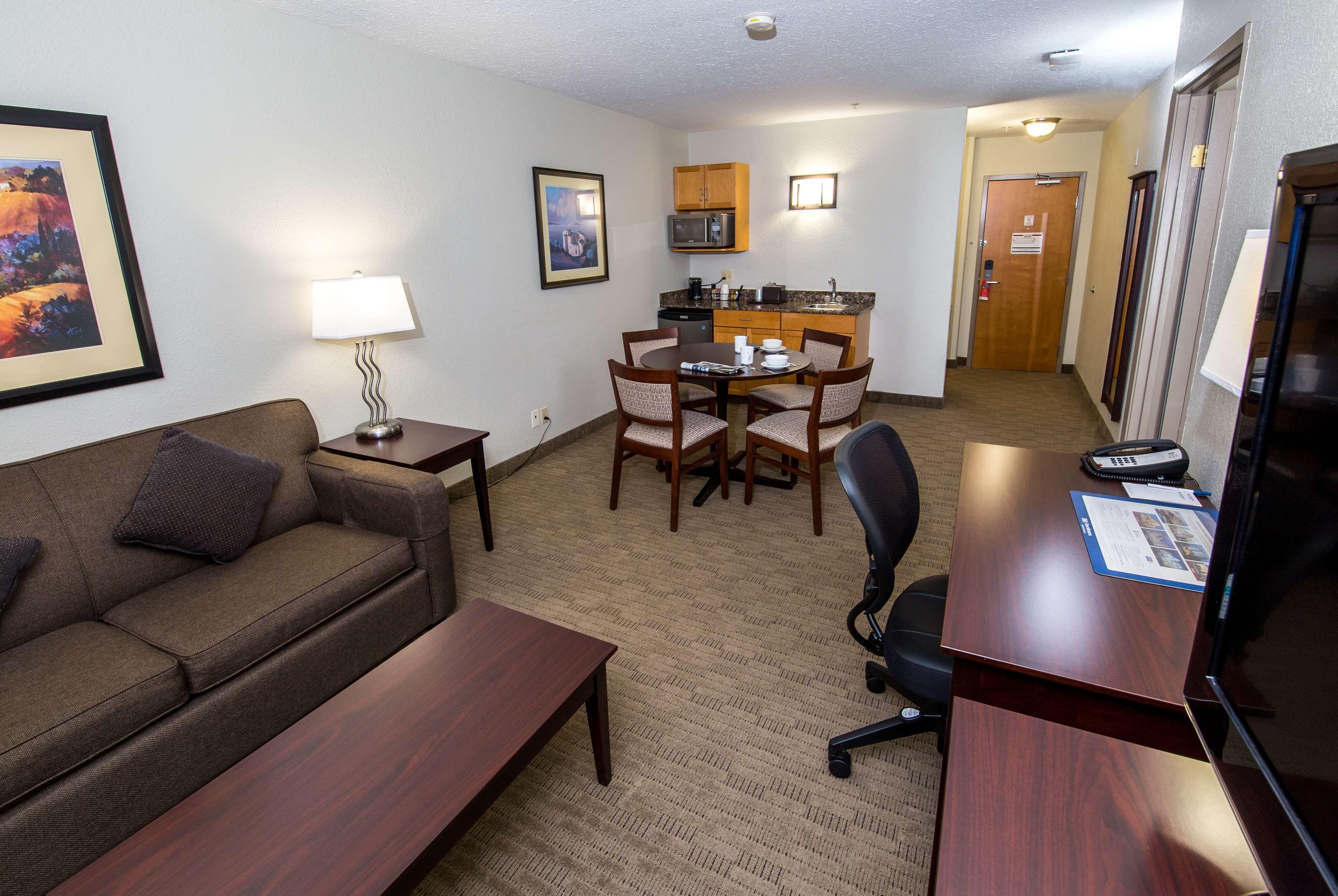 Best Western Plus Pembina Inn & Suites Γουίνιπεγκ Εξωτερικό φωτογραφία