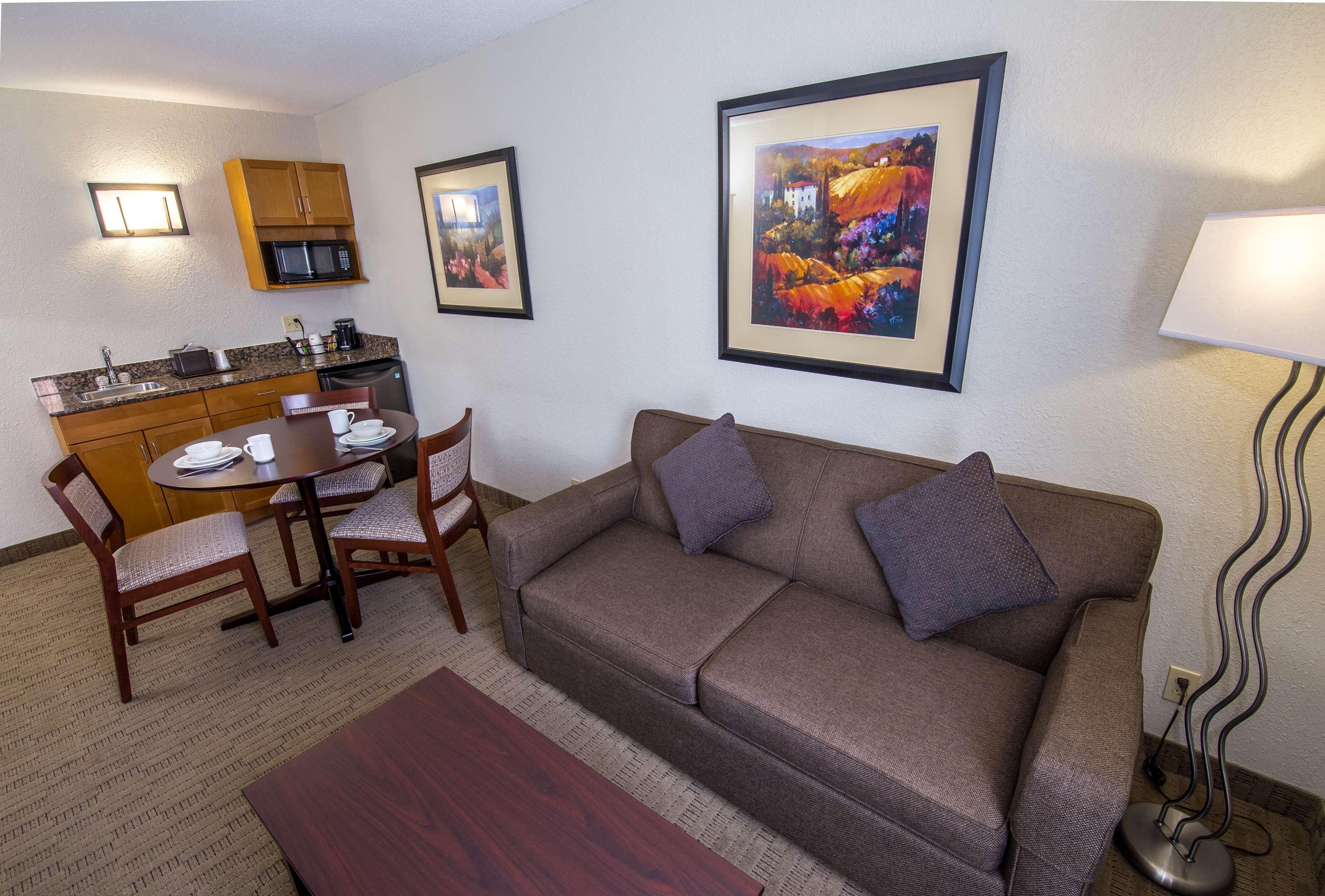 Best Western Plus Pembina Inn & Suites Γουίνιπεγκ Εξωτερικό φωτογραφία