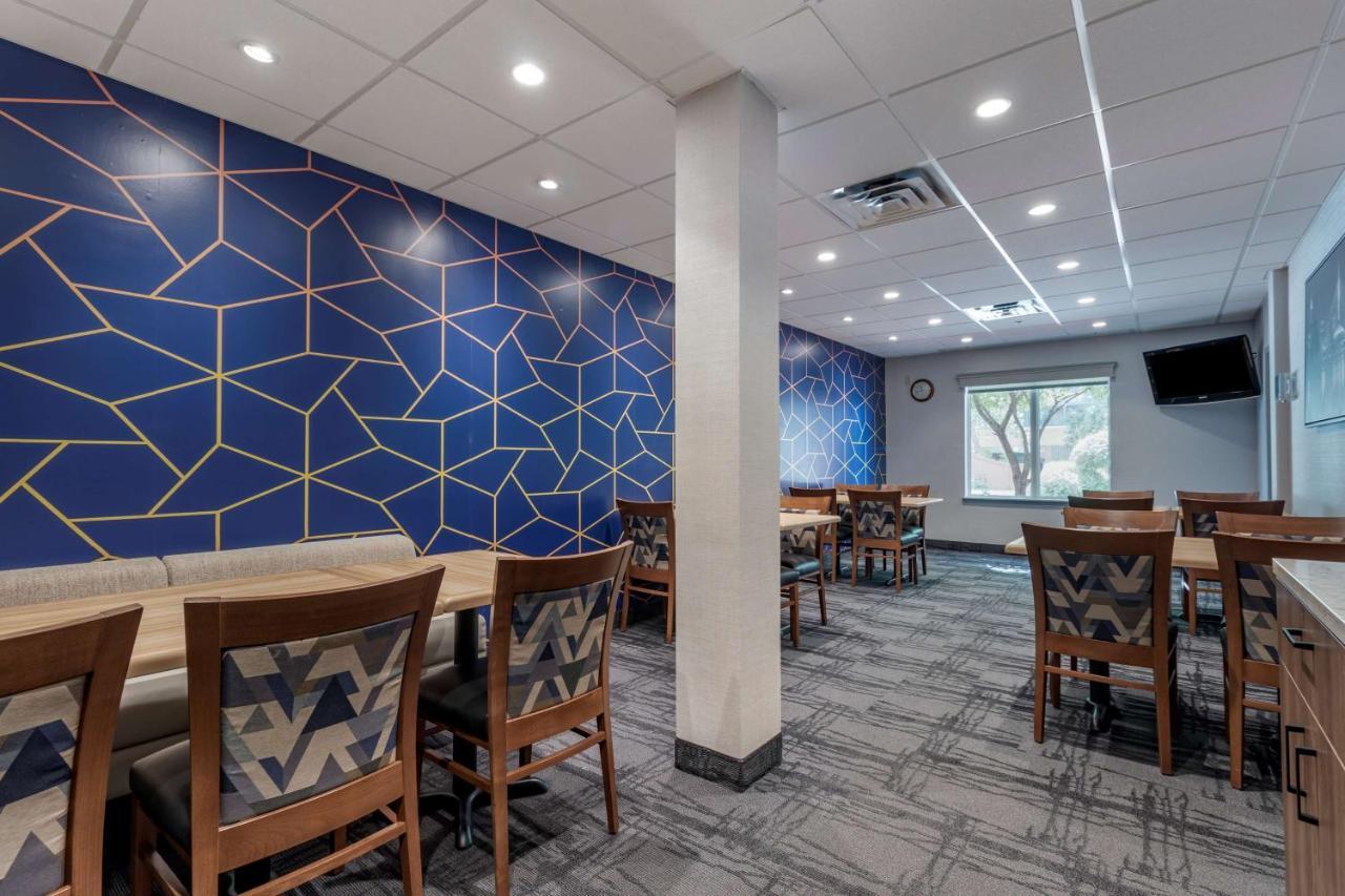 Best Western Plus Pembina Inn & Suites Γουίνιπεγκ Εξωτερικό φωτογραφία
