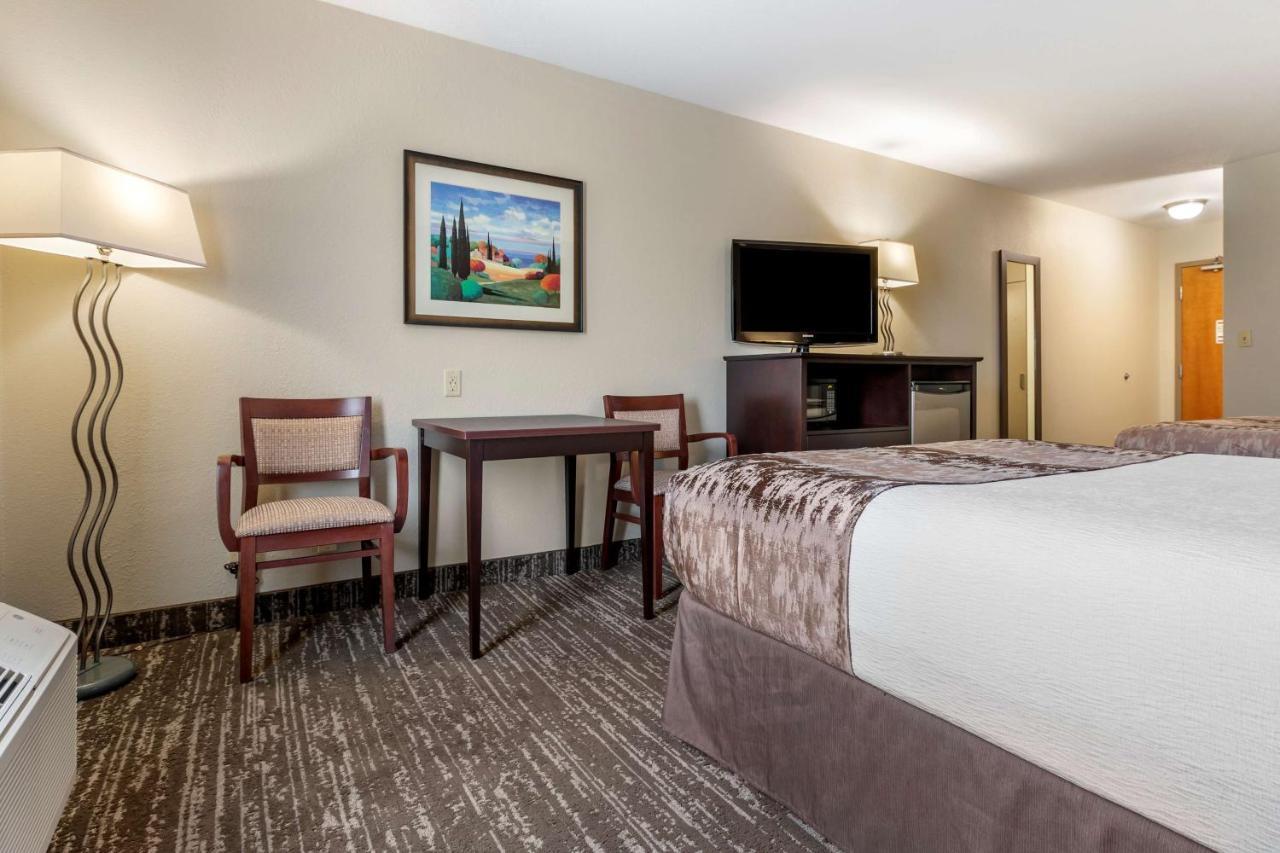 Best Western Plus Pembina Inn & Suites Γουίνιπεγκ Εξωτερικό φωτογραφία