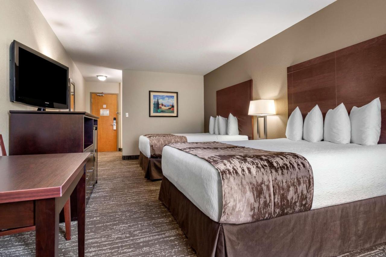 Best Western Plus Pembina Inn & Suites Γουίνιπεγκ Εξωτερικό φωτογραφία