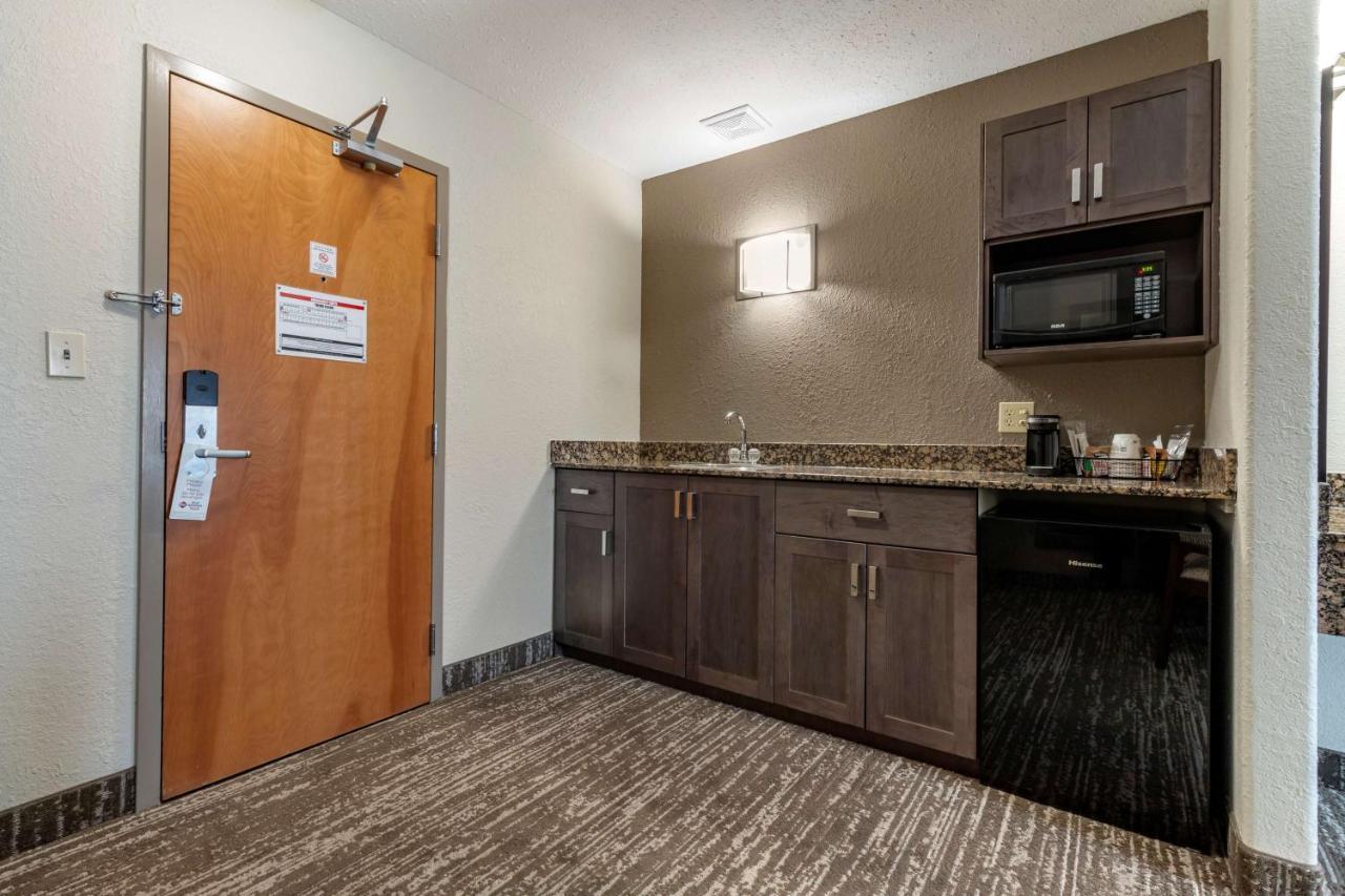 Best Western Plus Pembina Inn & Suites Γουίνιπεγκ Εξωτερικό φωτογραφία