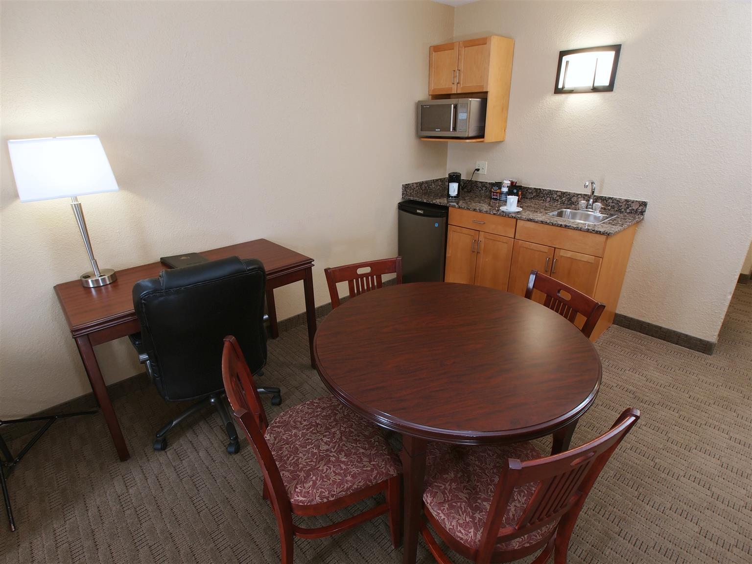 Best Western Plus Pembina Inn & Suites Γουίνιπεγκ Εξωτερικό φωτογραφία